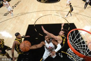 包揽了前三 包揽了前三