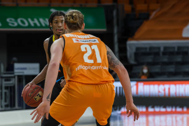 随着中国继 随着中国继